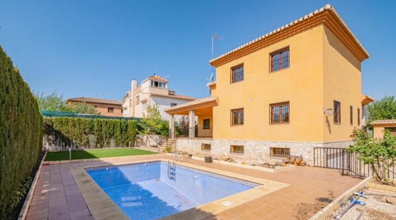Granada - Dílar - 520m2