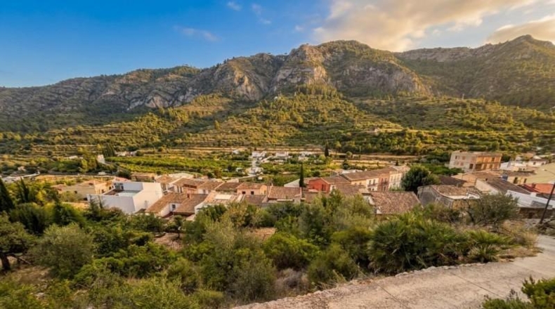 Alicante - Alcalalí - 1077m2