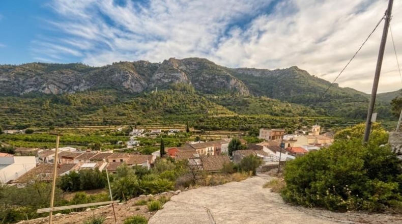 Alicante - Alcalalí - 1077m2
