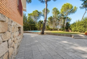Cabanillas de la Sierra 2187&nbsp;m²