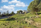 Городская земля под застройку на продажу у города Torrelodones Фото