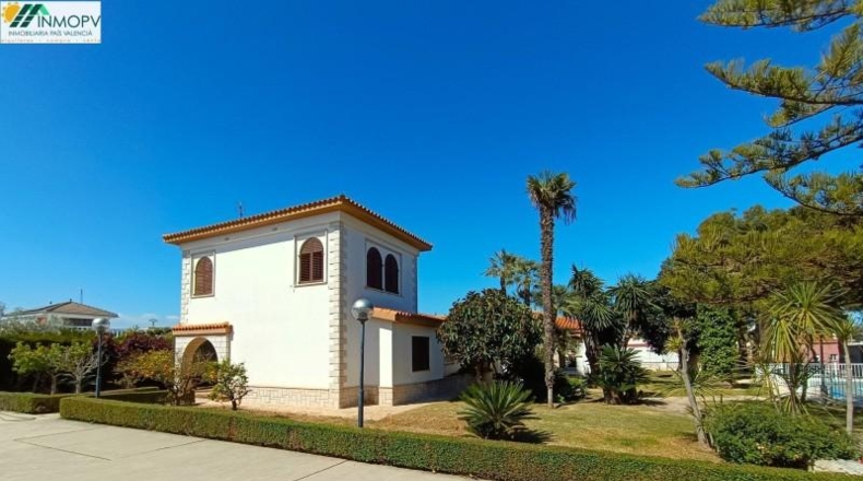 Castellón - Vinaròs - 3500m2