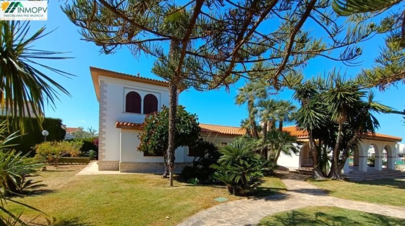 Castellón - Vinaròs - 3500m2