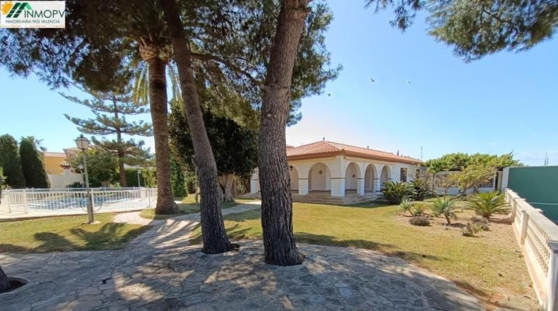 Castellón - Vinaròs - 3500m2