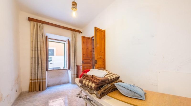 Balearic Islands - Alaró - 290m2