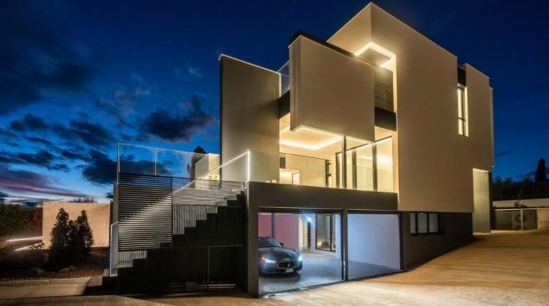 Comunidad de Madrid - Las Rozas de Madrid - 2100m2