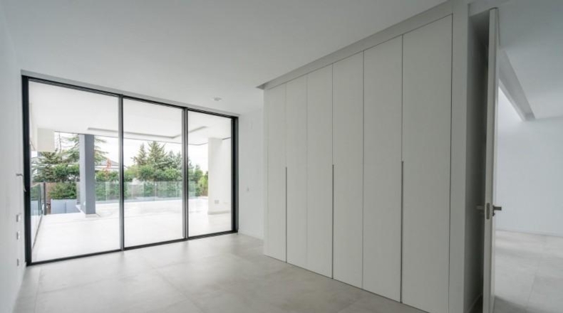 Comunidad de Madrid - Las Rozas de Madrid - 2100m2