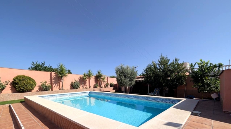 Jaén - Linares - 681m2