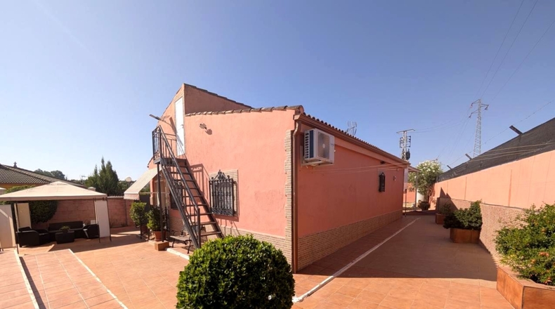Jaén - Linares - 681m2