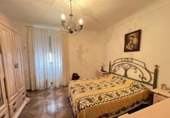 Дом с участком на продажу в городе Alameda Фото