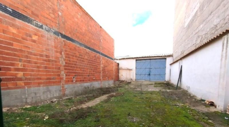 Albacete - La Roda - 410m2