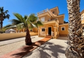 Xalet independent amb terreny en venda a la España, Algorfa, ref.: TR244256 foto