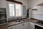 Отдельно стоящий дом с участком на продажу в городе Oliva Фото