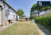 Chalet independiente con terreno en venta en la España, Caldes de Malavella, ref: TR417711 foto