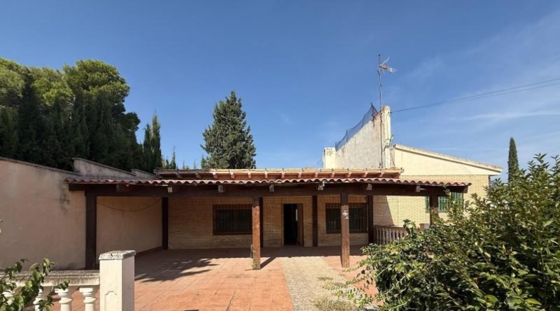 Zaragoza - Куарте-де-Уэрва - 2569m2