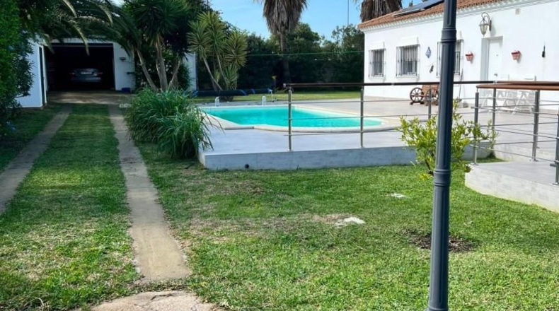 Cadiz - Chiclana de la Frontera - 1200m2