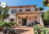 Chalet independiente con terreno en venta en la España, Arenys de Mar, ref: TR401263 foto