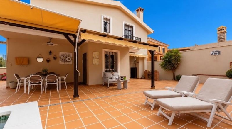 Малага - Alhaurín de la Torre - 503m2