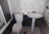 Отдельно стоящий дом с участком на продажу в городе Chozas de Canales. Фото