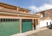 Chalet independiente con terreno en venta en Torrijos ref: TR417764 foto