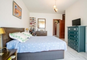 Chalet adosado con terreno en venta en Espartinas ref: TR416730 foto