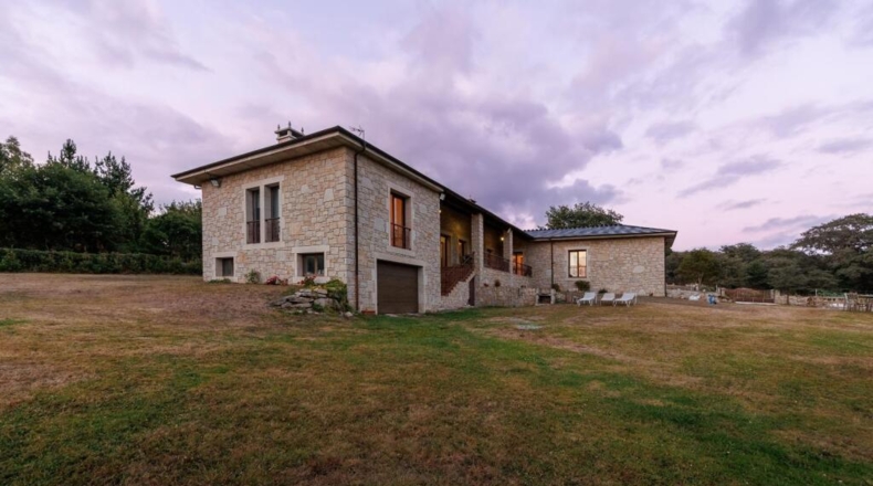 Lugo - O Sobrado - 420m2