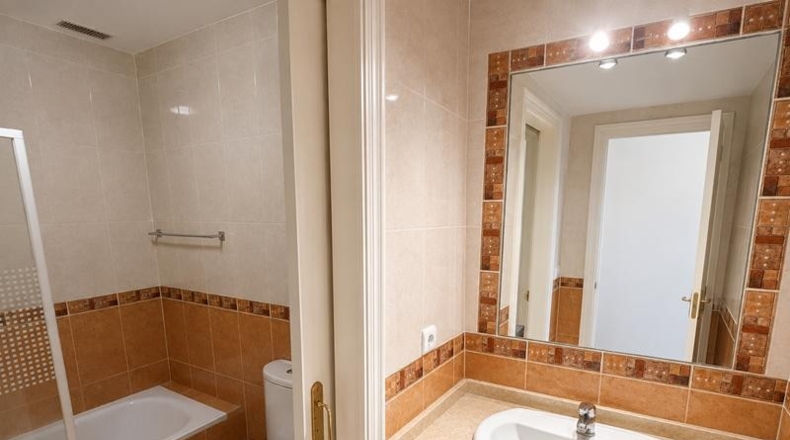 Málaga - San Luis de Sabinillas - 136m2