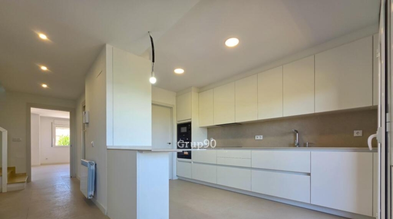 Lérida - Vilanova de Segrià - 271m2