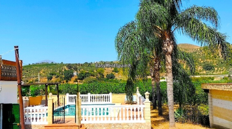 Málaga - Álora - 8400m2