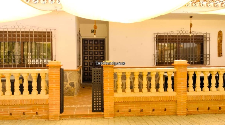 Málaga - Álora - 8400m2