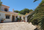 Casa de camp amb terreny en venda a Cómpeta ref.: TR349159 foto