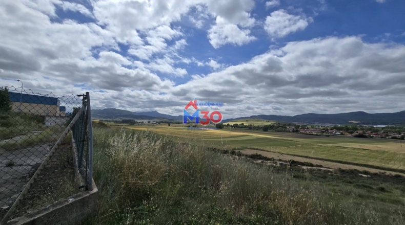 Burgos - Miranda de Ebro - 3400m2