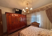Дом с участком на продажу в городе Hormilla. Фото