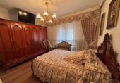 Дом с участком на продажу в городе Hormilla. Фото