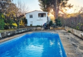 Chalet independiente con terreno en venta en Ontinyent ref: TR368379 foto