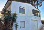Chalet independiente con terreno en venta en Ontinyent ref: TR368379 foto