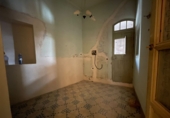 Дом с участком на продажу в городе Кальсада-де-Калатрава. Фото