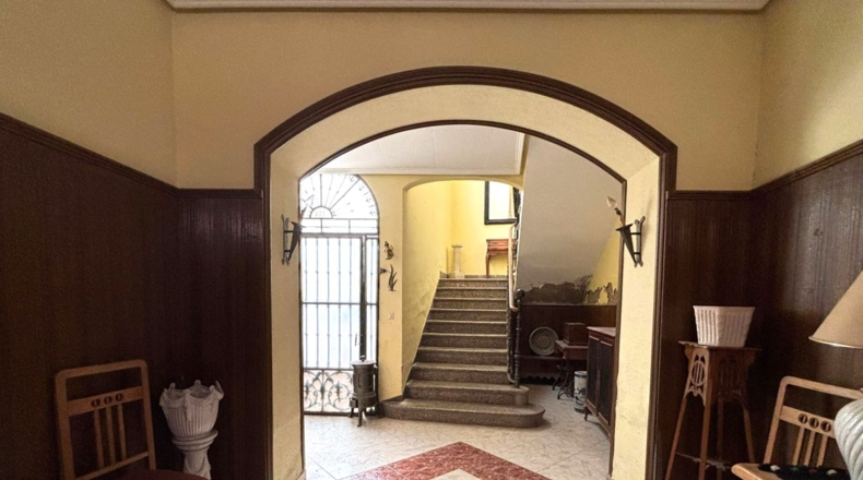 Ciudad Real - Valdepeñas - 330m2