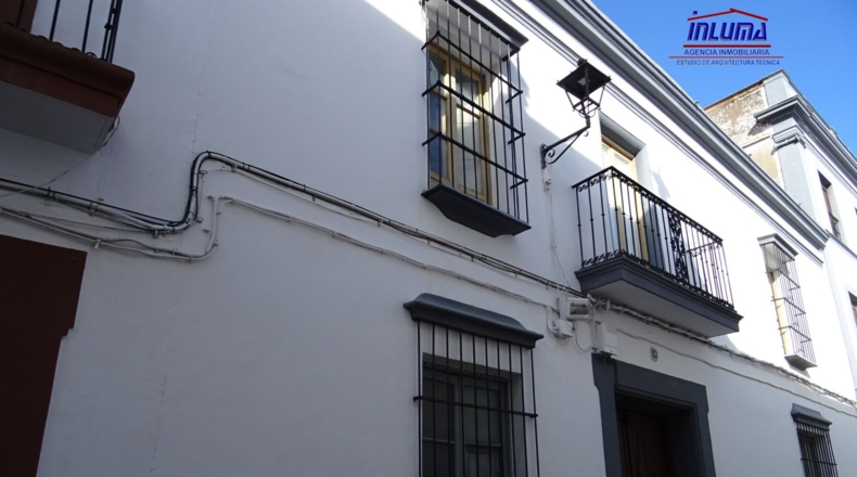 Badajoz - Jerez de los Caballeros - 200m2