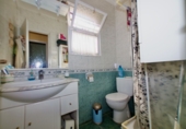 Отдельно стоящий дом с участком на продажу в городе el Vilar. Фото