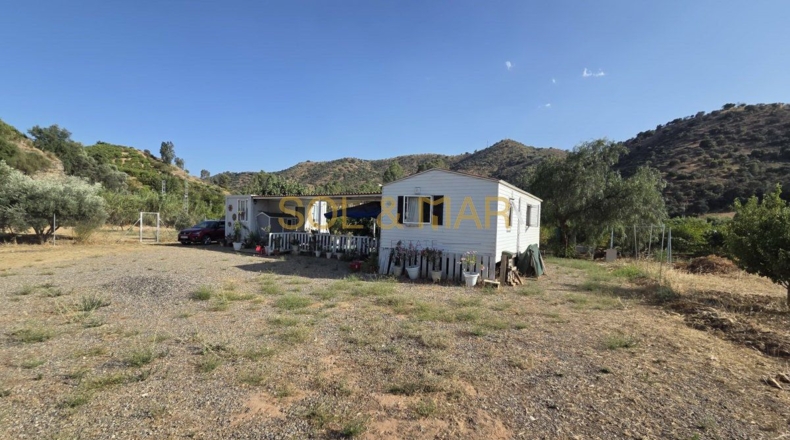 Малага - Pizarra - 2500m2