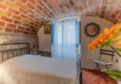 Chalet independiente con terreno en venta en Verges ref: TR417809 foto