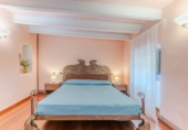 Chalet independiente con terreno en venta en Verges ref: TR417809 foto