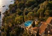 Chalet independiente con terreno en venta en Lloret de Mar ref: TR22826 foto
