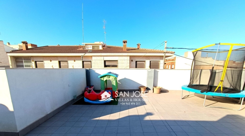 Alicante - Monforte del Cid - 340m2