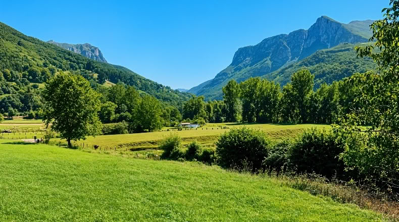 Cantabria - Рамалес-де-ла-Виктория - 2035m2