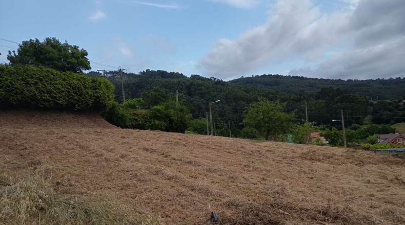 La Coruña - Puentedeume - 1000m2