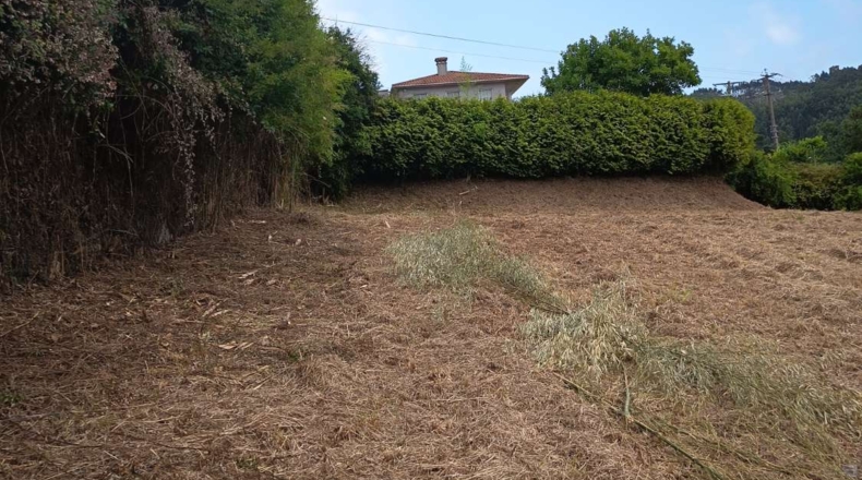 La Coruña - Puentedeume - 1000m2