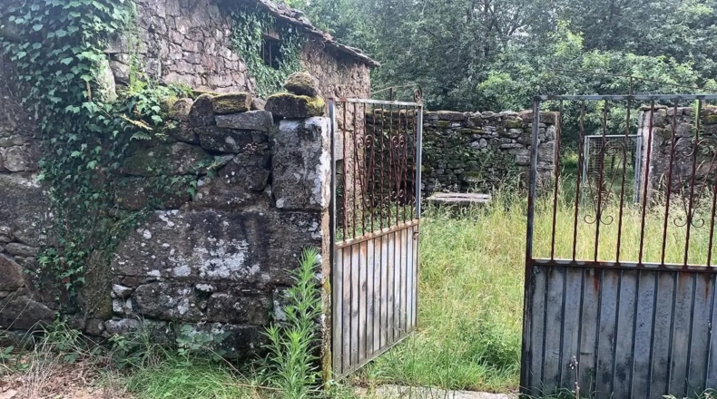 Pontevedra - Cerdedo - 2000m2