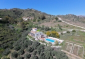 Casa de campo con terreno en venta en Cómpeta ref: TR419190 foto